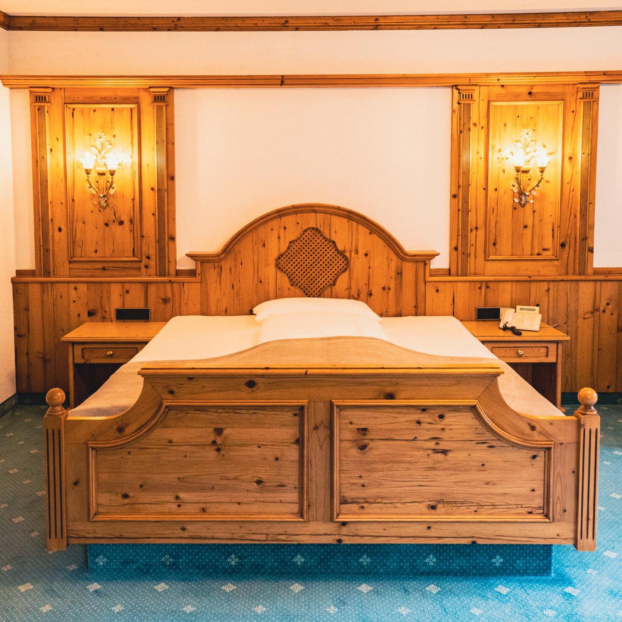 Hotel-Restaurant Kreuzberghof Tagungs- Und Veranstaltungshotel Tiefenbach  Esterno foto
